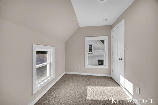 903 N Michigan Avenue, Hastings, MI 49058