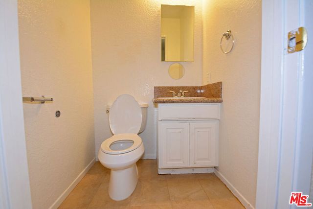 3630 2nd Avenue, Glendale, CA 91214