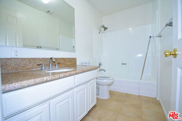 3630 2nd Avenue, Glendale, CA 91214