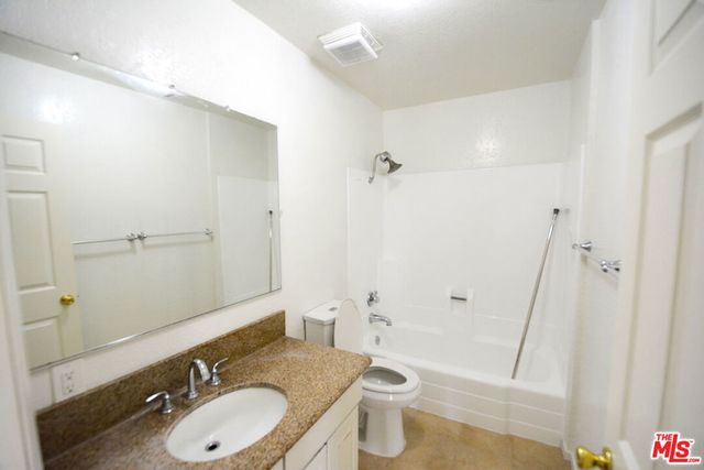 3630 2nd Avenue, Glendale, CA 91214