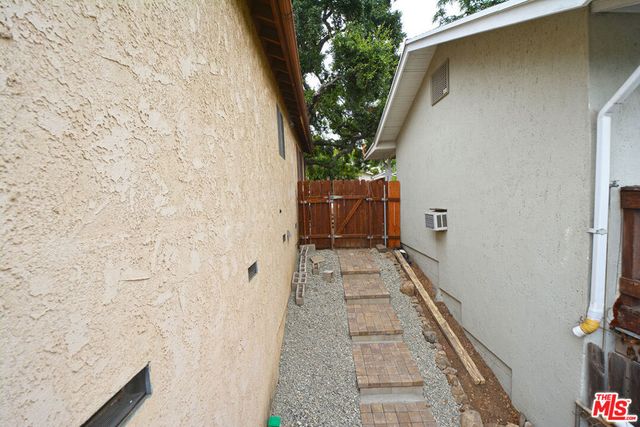 3630 2nd Avenue, Glendale, CA 91214