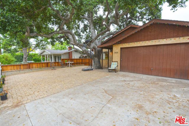 3630 2nd Avenue, Glendale, CA 91214