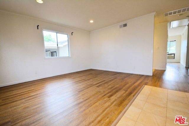 3630 2nd Avenue, Glendale, CA 91214