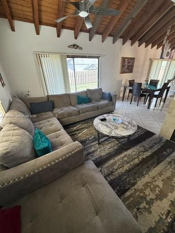 2560 Azalea Ave, Miramar, FL 33025