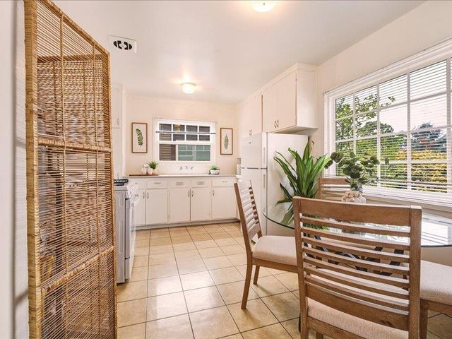 218 Wilkes Circle, Santa Cruz, CA 95060