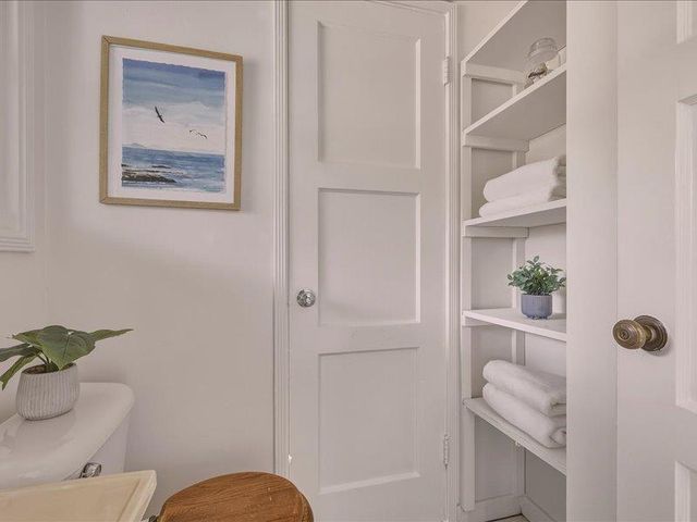 218 Wilkes Circle, Santa Cruz, CA 95060