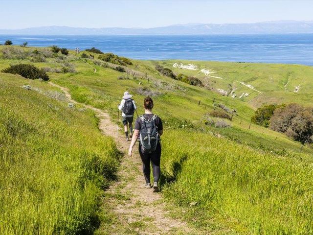 218 Wilkes Circle, Santa Cruz, CA 95060