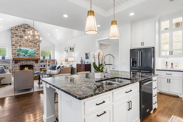 275 Bell Creek Cove Road, Hiawassee, GA 30546