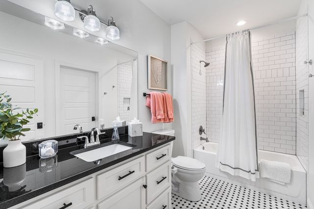 275 Bell Creek Cove Road, Hiawassee, GA 30546