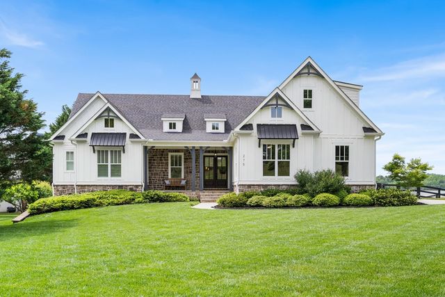 275 Bell Creek Cove Road, Hiawassee, GA 30546