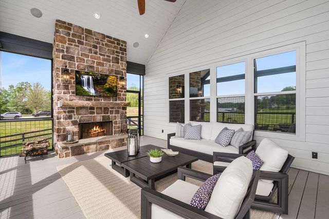 275 Bell Creek Cove Road, Hiawassee, GA 30546