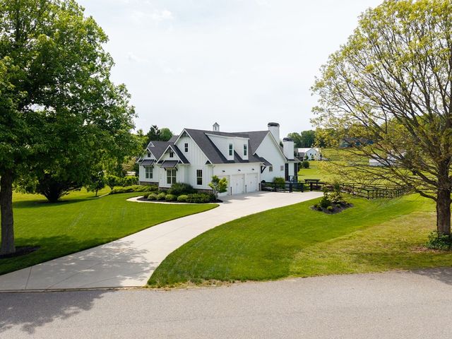 275 Bell Creek Cove Road, Hiawassee, GA 30546