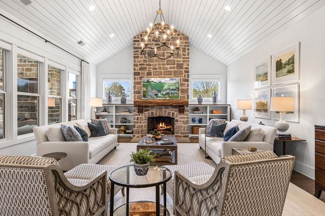 275 Bell Creek Cove Road, Hiawassee, GA 30546