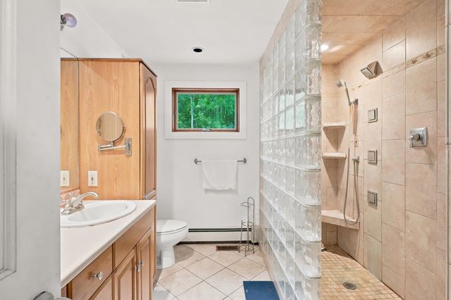 20 Partridge Lane, Londonderry, NH 03053
