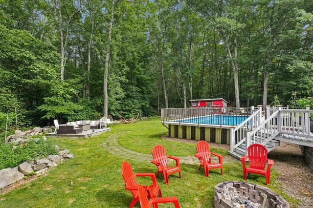 20 Partridge Lane, Londonderry, NH 03053