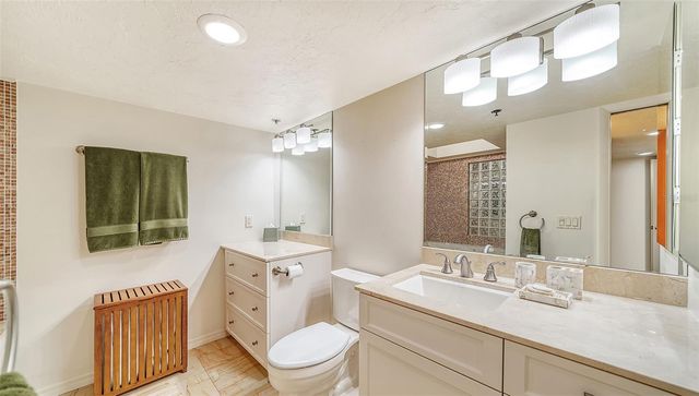 988 BLVD OF THE ARTS 1214, Sarasota, FL 34236