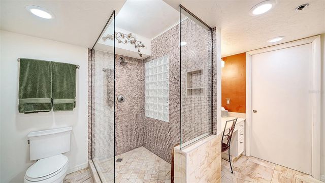 988 BLVD OF THE ARTS 1214, Sarasota, FL 34236