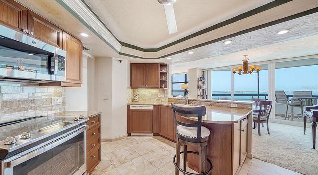 988 BLVD OF THE ARTS 1214, Sarasota, FL 34236