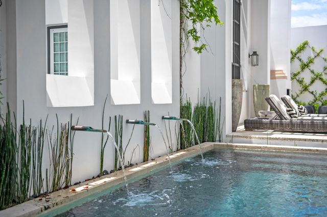 25 Moongate Court, Inlet Beach, FL 32461