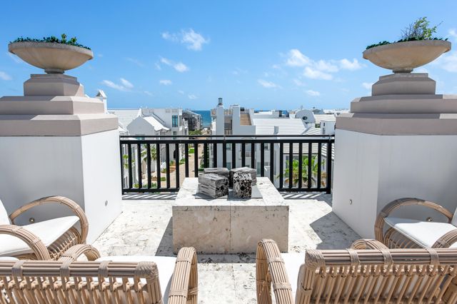 25 Moongate Court, Inlet Beach, FL 32461