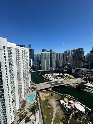 90 SW 3rd St 3901, Miami, FL 33130