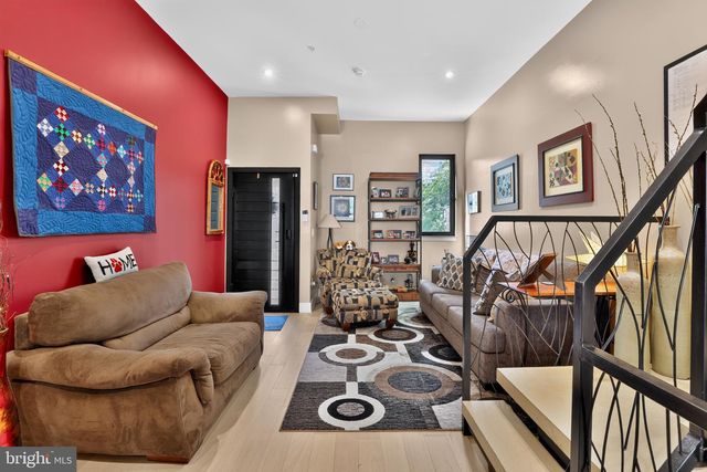 2545 TURNER ST, Philadelphia, PA 19121