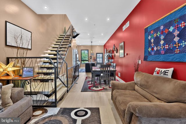 2545 TURNER ST, Philadelphia, PA 19121