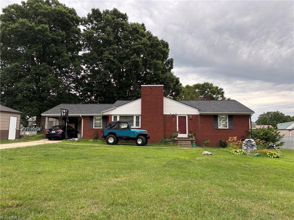 130 Nolen Avenue, Asheboro, NC 27205