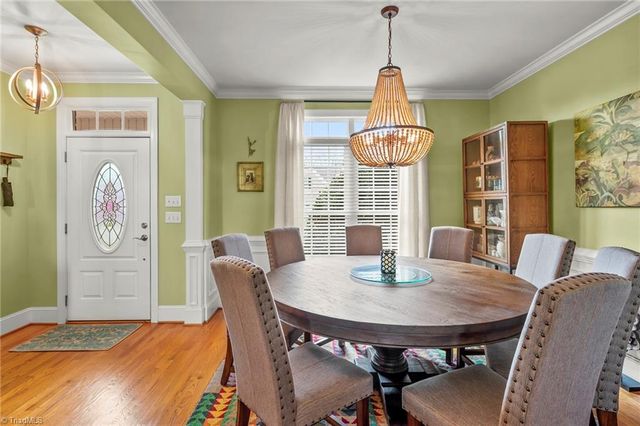 2156 Waterford Village Drive, Clemmons, NC 27012