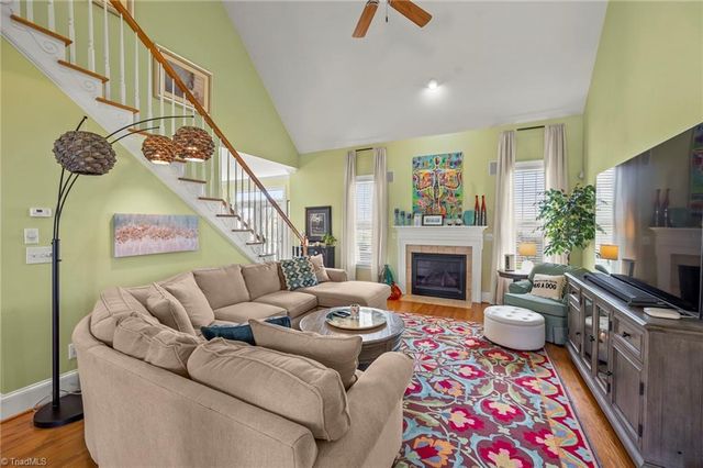 2156 Waterford Village Drive, Clemmons, NC 27012