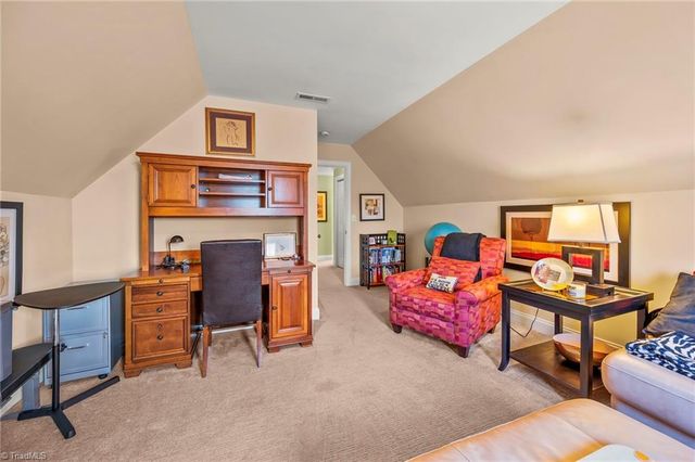 2156 Waterford Village Drive, Clemmons, NC 27012