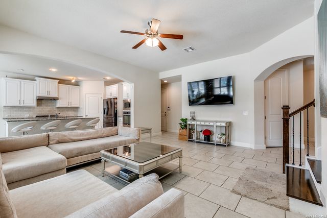 11334 Ivy Cadence, San Antonio, TX 78253