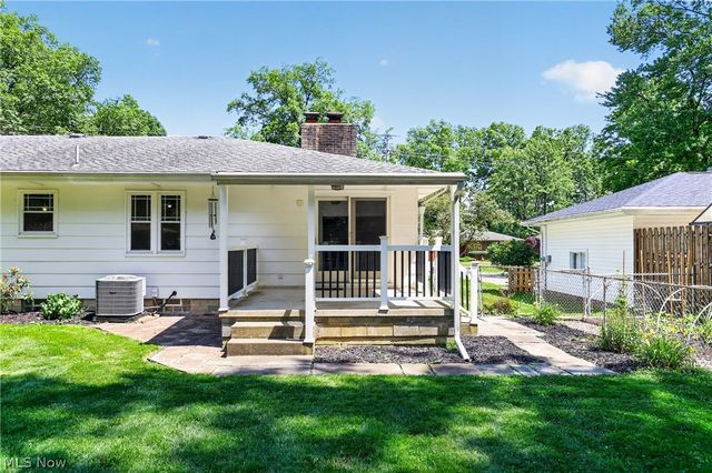 1124 Roseway Avenue SE, Warren, OH 44484