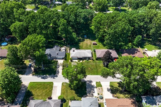 1124 Roseway Avenue SE, Warren, OH 44484