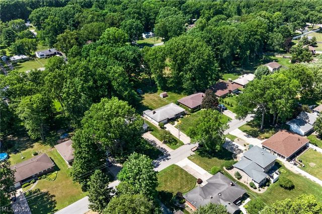 1124 Roseway Avenue SE, Warren, OH 44484