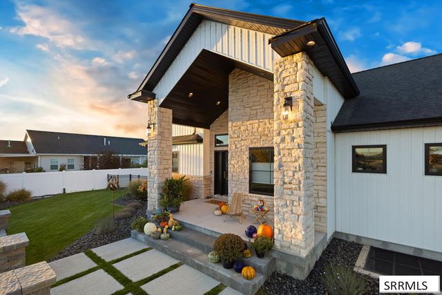 360 Palisade Drive, Idaho Falls, ID 83404