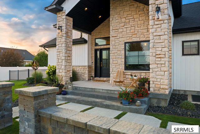 360 Palisade Drive, Idaho Falls, ID 83404
