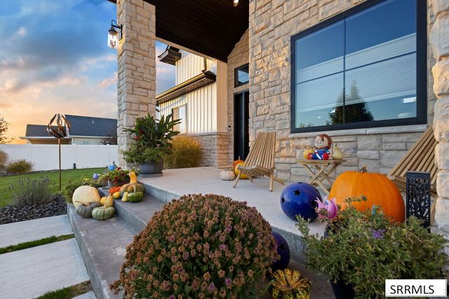 360 Palisade Drive, Idaho Falls, ID 83404