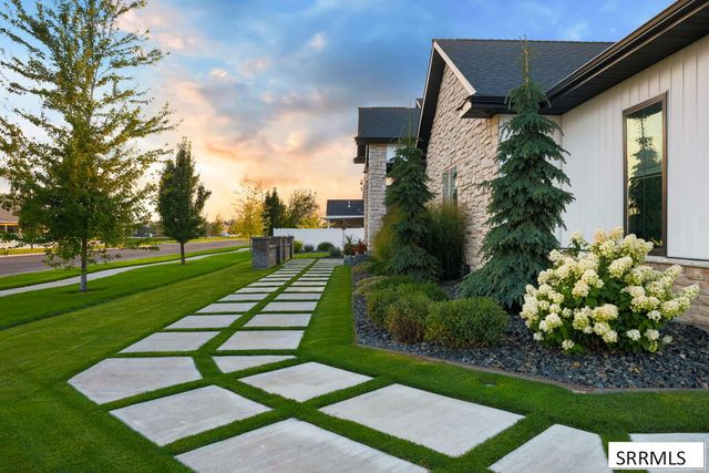 360 Palisade Drive, Idaho Falls, ID 83404