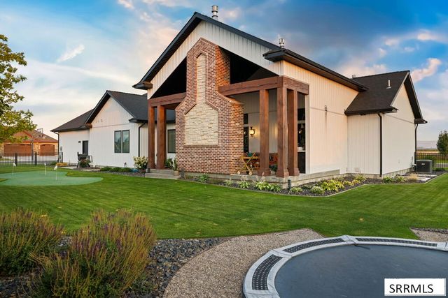 360 Palisade Drive, Idaho Falls, ID 83404