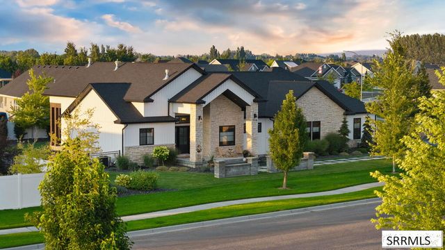 360 Palisade Drive, Idaho Falls, ID 83404