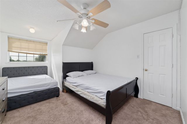 1513 County Road 149, Alvin, TX 77511