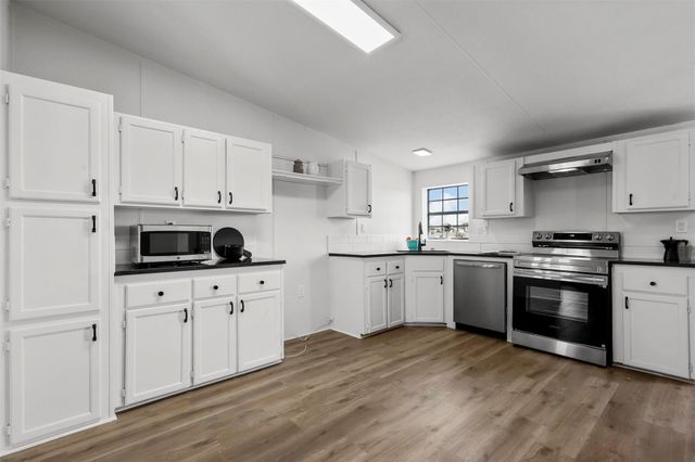 5705 Texas Street, Joshua, TX 76058