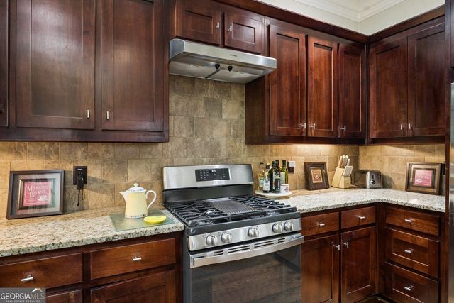 2337 Preston Park Court, Decatur, GA 30032