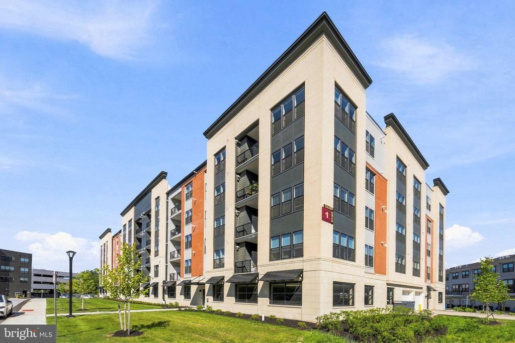 1 CULVERT DR #202, PRINCETON JUNCTION, NJ 08550 — exterior
