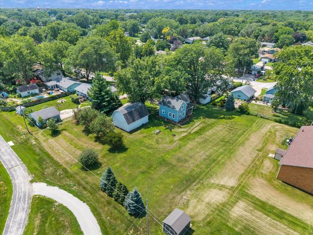 513 12th Street, Silvis, IL 61282