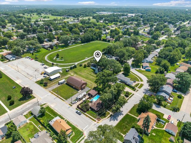 513 12th Street, Silvis, IL 61282