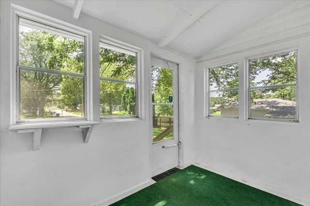513 12th Street, Silvis, IL 61282