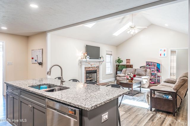 114 Bellhaven Drive, Carthage, NC 28327