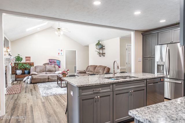 114 Bellhaven Drive, Carthage, NC 28327